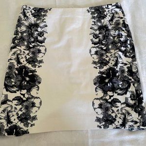 Express Pencil Skirt - Size 8